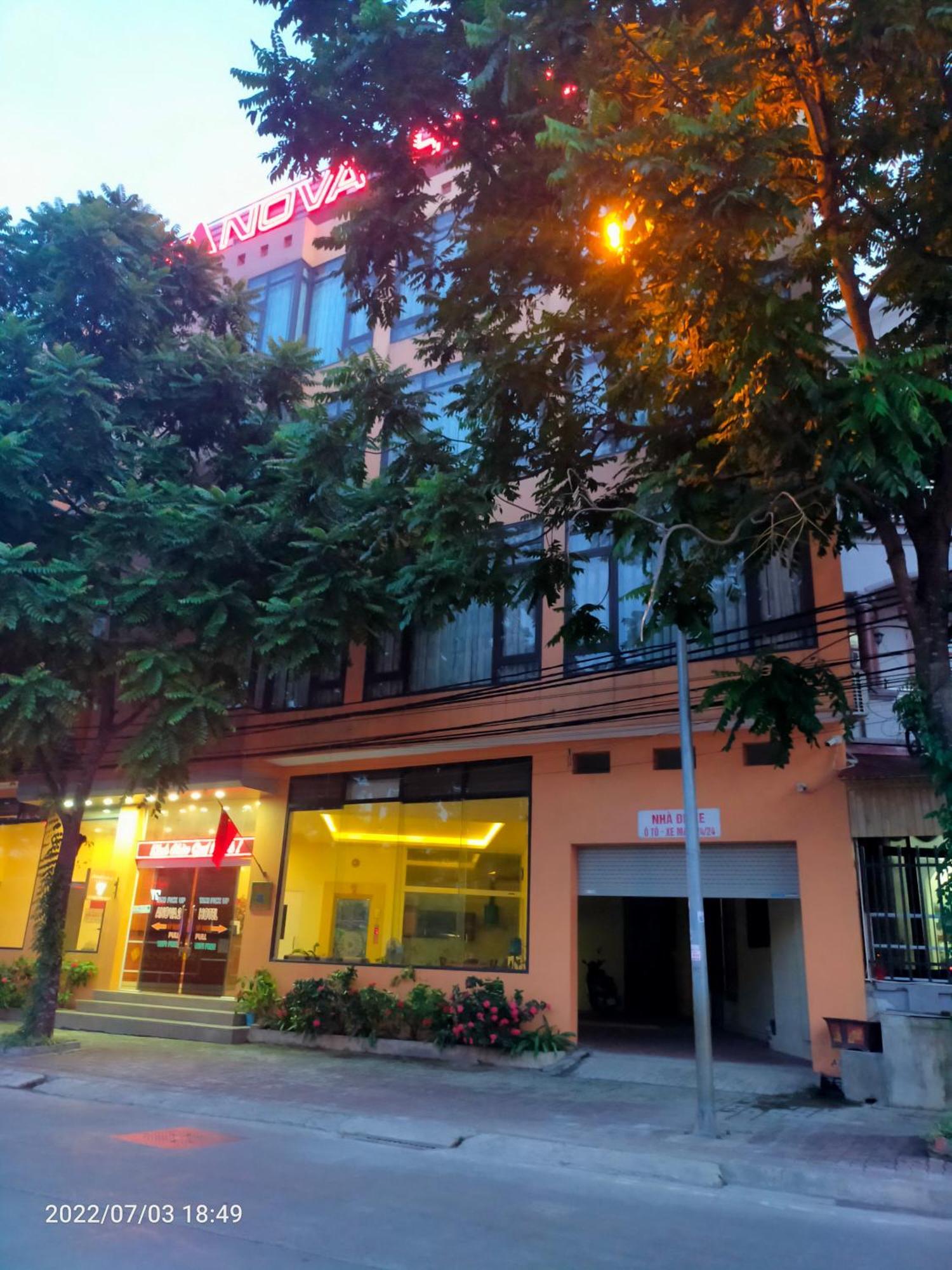 Anova 2 Hotel Hanoi Bagian luar foto