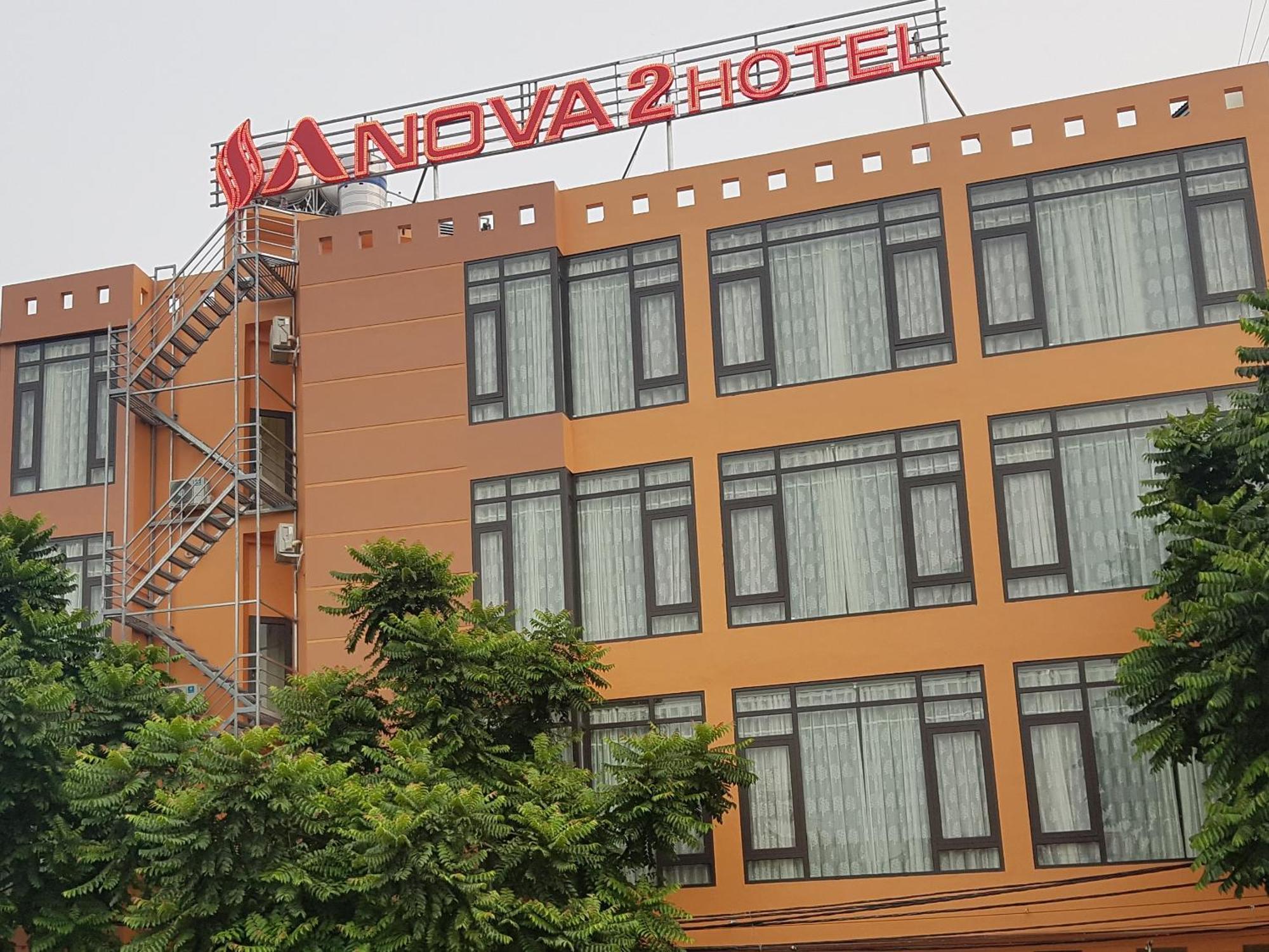 Anova 2 Hotel Hanoi Bagian luar foto