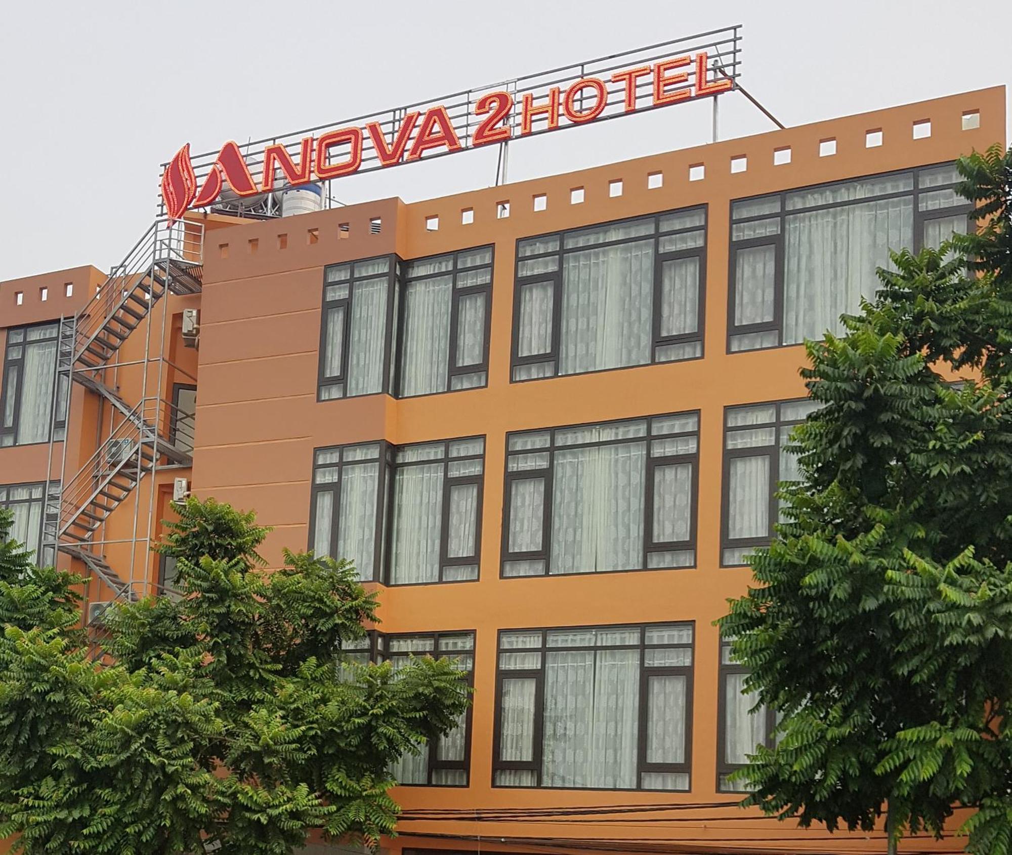 Anova 2 Hotel Hanoi Bagian luar foto